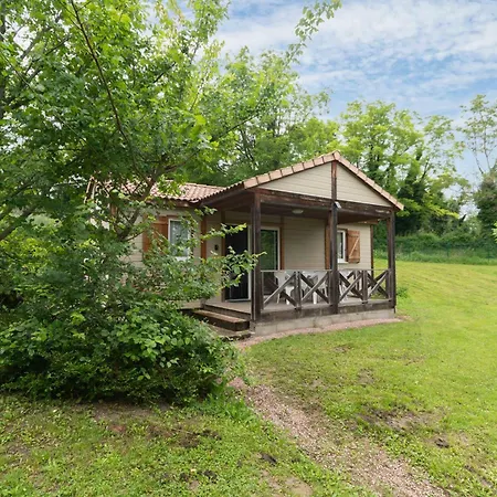 Le Mont Libre - & Espace Nature - Campsite
