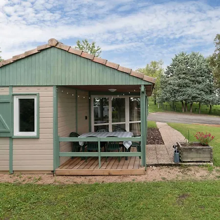 Le Mont Libre - & Espace Nature - Campsite Gannat