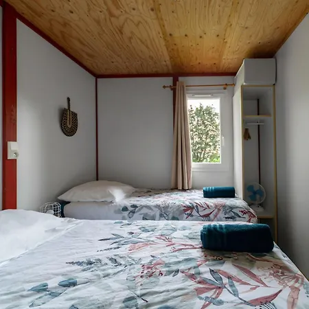 Le Mont Libre - & Espace Nature - Campsite *