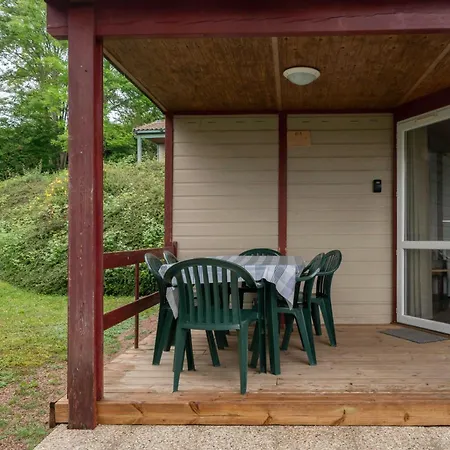 Le Mont Libre - & Espace Nature - Campsite Gannat