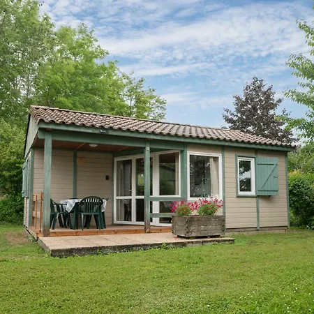 Le Mont Libre - & Espace Nature - Campsite *